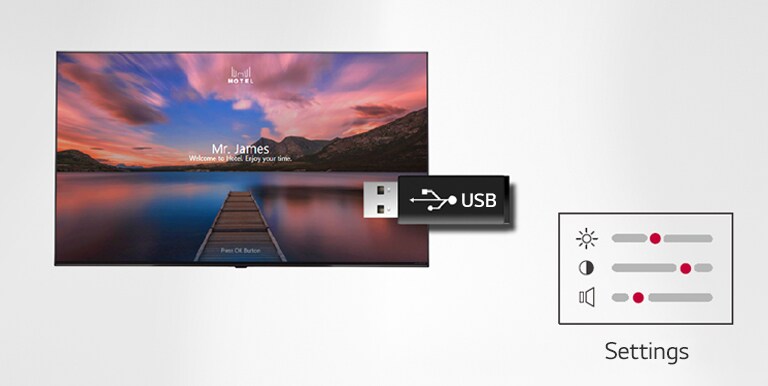 Setting data of the display can be stored on USB and transmitted to other displays.