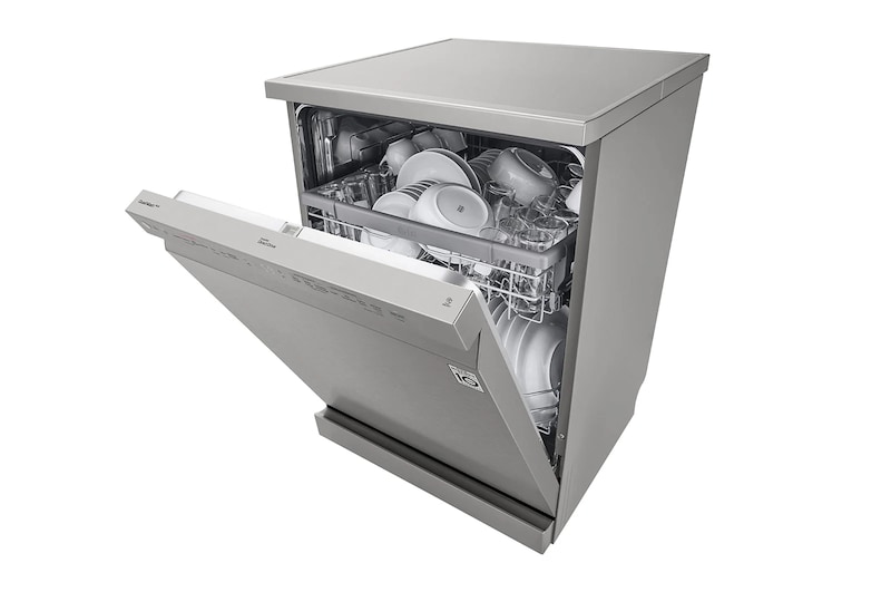 LG 60cm QuadWash™ Freestanding Dishwasher Silver TrueSteam™, DF222FPS