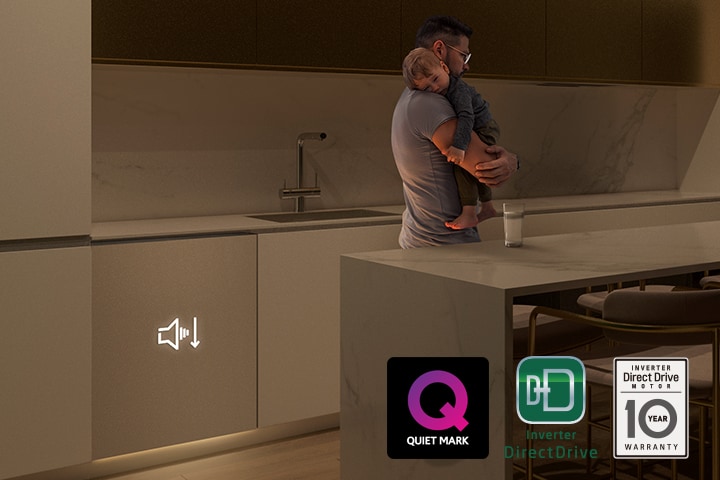 A woman is looking at her cell phone in the kitchen and a smartphone shows personalisation settings in the ThinQ™ app. 	