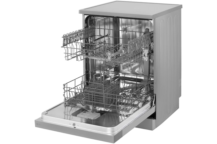 left side view with empty door open