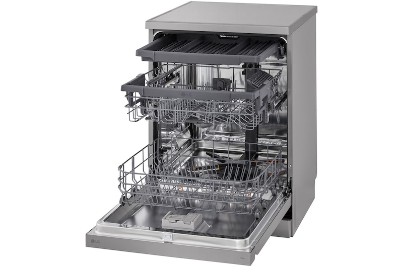 -45 degree side rear view (* The product image would differ from its actual appearance, as it would vary slightly depending on each inch option.)