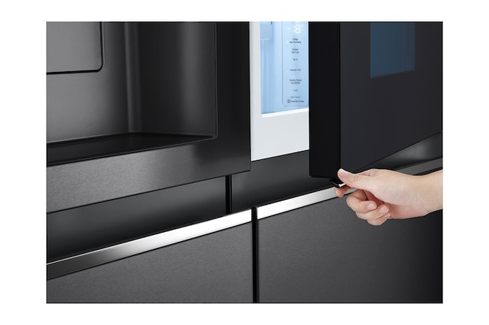 LG 635L InstaView™ American Style Fridge Freezer Total No Frost, Matte Black, GSXV90MCAE