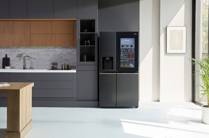 LG 635L InstaView™ American Style Fridge Freezer Matte Black Total No Frost, GSXV91MCAE