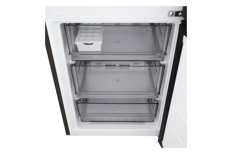 LG fridge freezer (GBBS726CEV) front view showing DoorCooling+™ vent