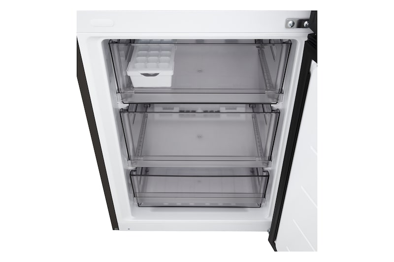 LG fridge freezer (GBBS726CEV) front view showing DoorCooling+™ vent