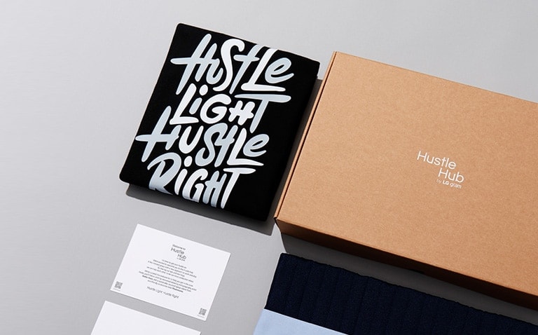  Hustle Kit : sleeve and a t-shirt.