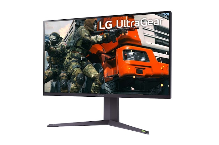 LG 32” UltraGear™ UHD 4K Gaming Monitor with VESA DisplayHDR™ 1000, 32GQ950P-B