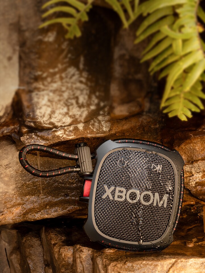 LG XBOOM GO XG8T High Power Bluetooth Speaker Powerful Bass Waterproof Military Resistance DJ Karaoke Wide Connectivity Black
