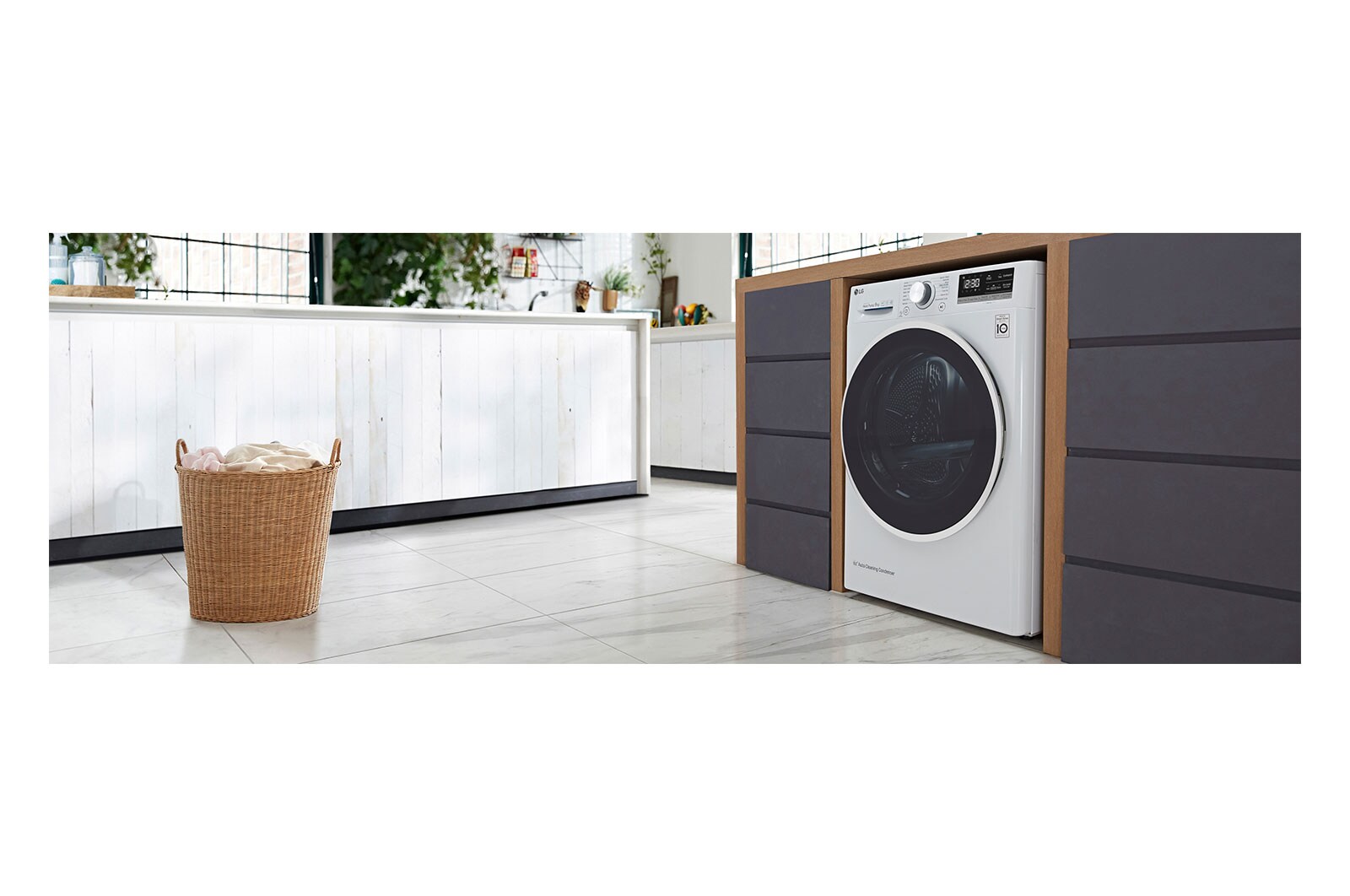 LG 9kg DUAL Inverter HeatPump Dryer White A++, FDV309W
