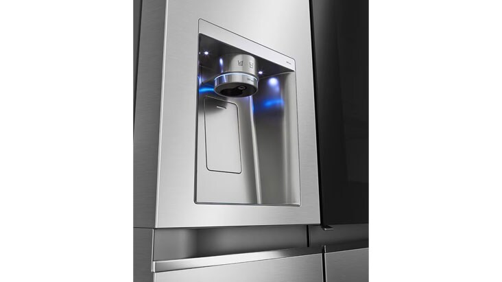 That’s why LG’s range of innovative kitchen products are on show at this year’s CES, including the brand new InstaView® Door-in-Door® refrigerators that boast upgraded features and a variety of design innovations that make it even more convenient to use.