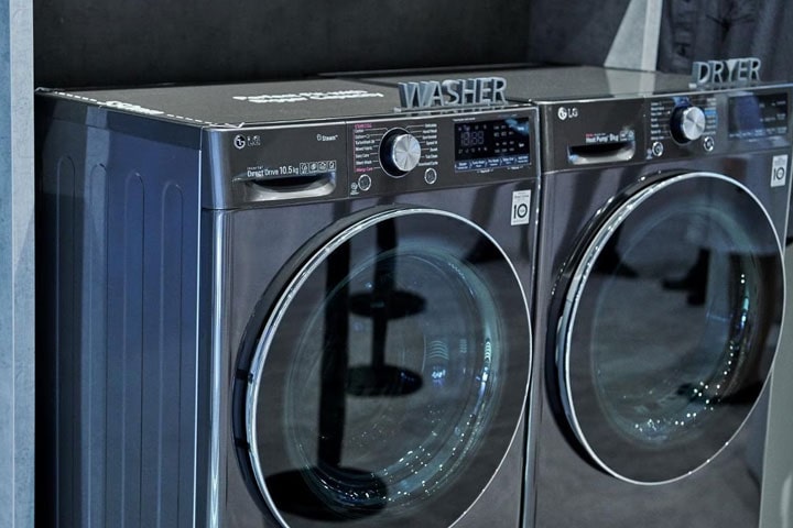  See how LG’s clever AI takes the guesswork out of laundry