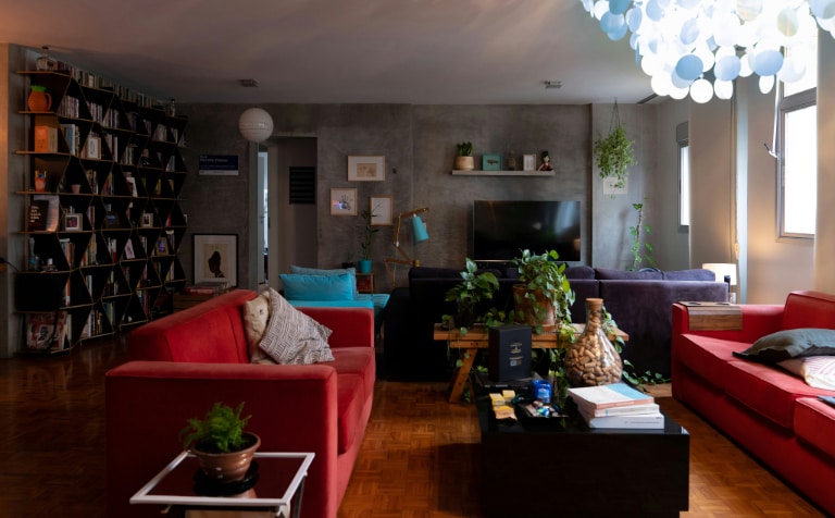 A well-equipped man cave showcasing the ideal combination of TV, soundbar, gaming monitor, and projector, ensuring an immersive entertainment experience.