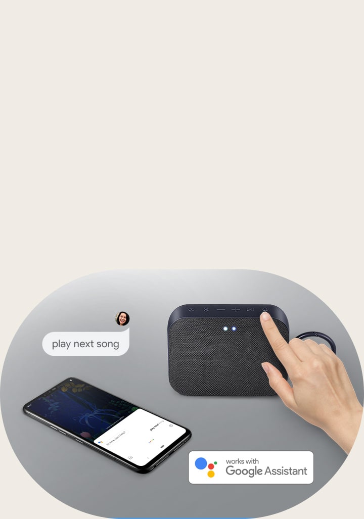 A finger pointing on the Mic button on top of XG1. XG1 is facing front.