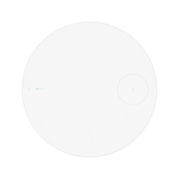 Góc nhìn nghiêng của mặt trên của LG PuriCare™ Aerospeaker có khu vực sạc