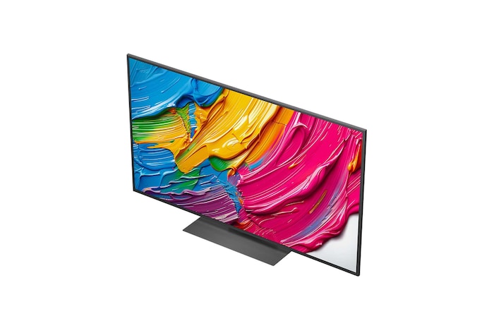 Splashes of paint burst from the floor up in diverse colors. Intertrek certification for 100% Color Volume to DCI-P3. The title talks about LG’s new and unique wide color gamut technology that allows you to see vivid color on your screen.