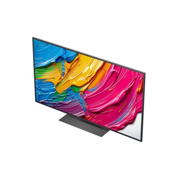 Splashes of paint burst from the floor up in diverse colors. Intertrek certification for 100% Color Volume to DCI-P3. The title talks about LG’s new and unique wide color gamut technology that allows you to see vivid color on your screen.