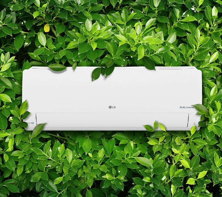 It shows the appearance of the air conditioner hanging on the wall of the garden.
