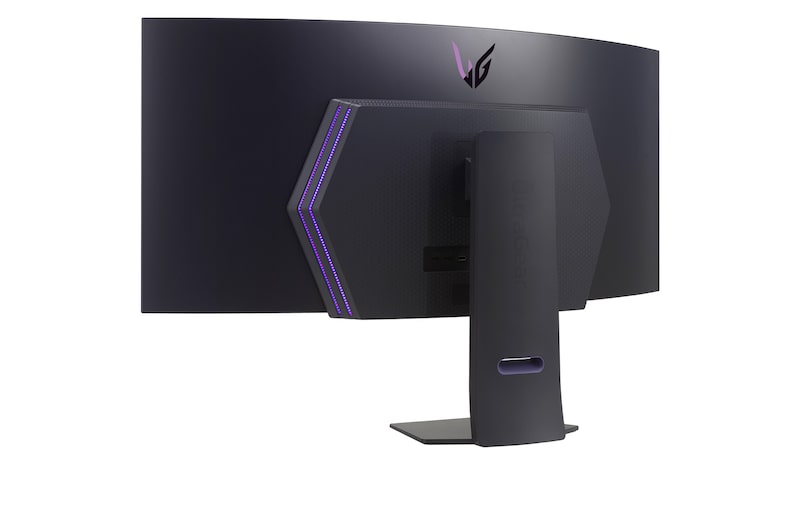 LG Màn hình Gaming 45" LG UltraGear, OLED WQHD cong với tốc độ làm mới 240Hz Thời gian phản hồi 0,03ms (GtG) - 45GS95QE-B, 45GS95QE-B