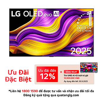 Front view of LG OLED evo AI G5 4K Smart TV. 12 Years of world number 1 OLED emblem and LG OLED evo AI 2025 logo are on the screen.