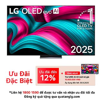 Front view of LG OLED evo AI C5 4K Smart TV. 12 Years of world number 1 OLED emblem and LG OLED evo AI 2025 logo are on the screen.