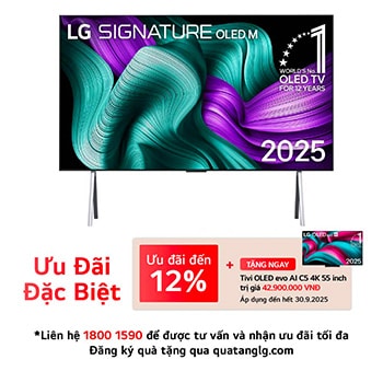 Hình ảnh mặt trước của LG OLED M5 Signature TV. Biểu tượng OLED số 1 thế giới trong 12 năm và logo LG Signature OLED M hiện trên màn hình. Hộp kết nối không dây ở góc có tiêu đề, Hộp kết nối không dây có khả năng truyền video và âm thanh không dây 4K 120Hz