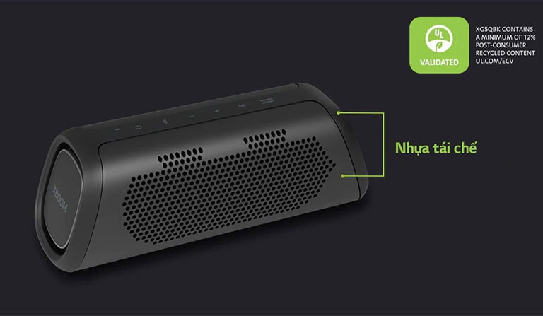 Góc nhìn chéo loa, cho thấy các bộ phận tái chế.