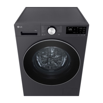 Máy giặt cửa trước LG phân loại áo trong phòng giặt