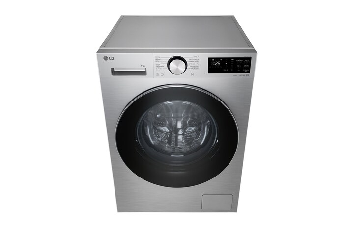 Máy giặt cửa trước LG phân loại áo trong phòng giặt