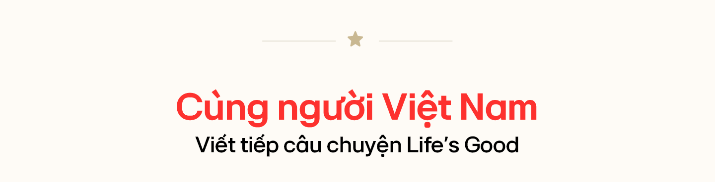hình ảnh 30 năm đồng hành cùng Việt Nam
