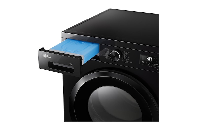 Ngăn kéo phía trên bên phải của máy sấy LG RB09NHP5O đang mở