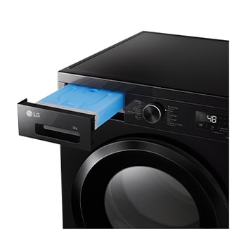 Ngăn kéo phía trên bên phải của máy sấy LG RB09NHP5O đang mở