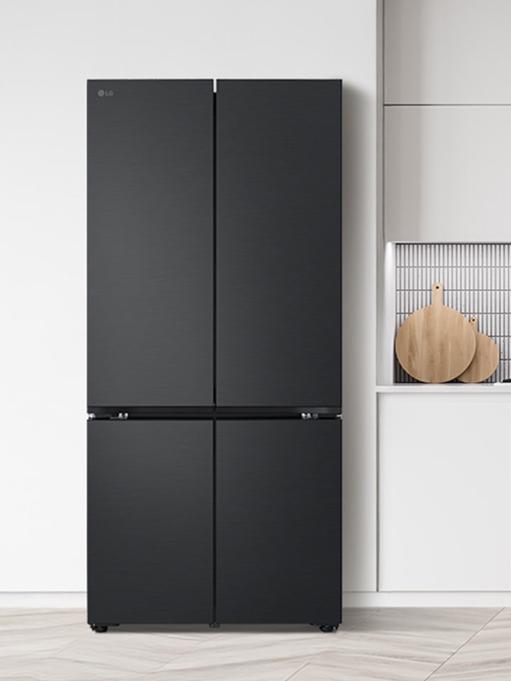 Tủ lạnh nhiều cửa LG trong gian bếp hiện đại