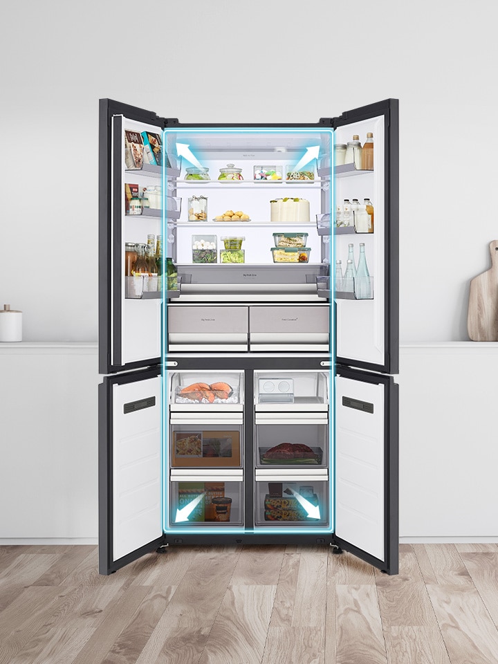 Tủ lạnh với các cánh cửa mở rộng, cho thấy không gian bên trong rộng rãi cùng các ngăn thực phẩm bố trí ngăn nắp.	