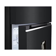 Handle detail