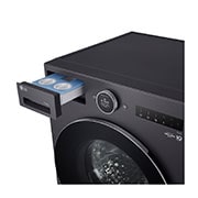 Side view detergent port