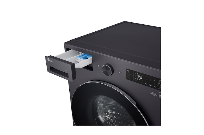 Side view detergent port