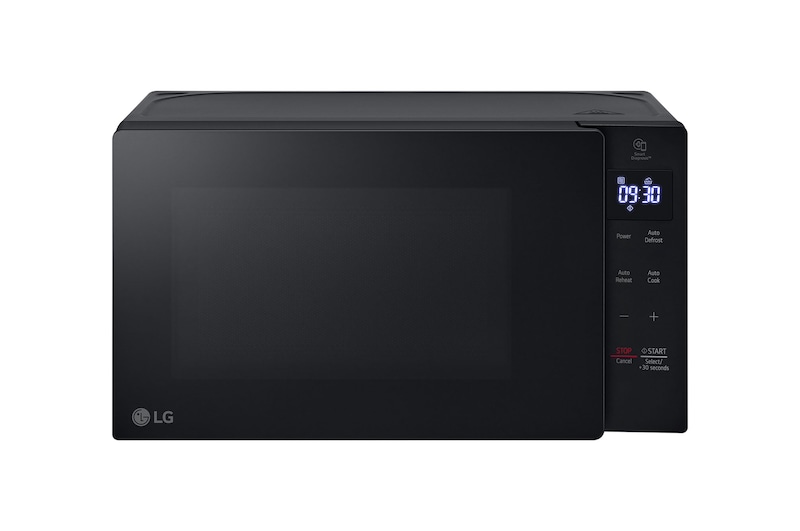 Front view of 20L NeoChef™ Solo Microwave Oven in Black Finish MS2032GAS