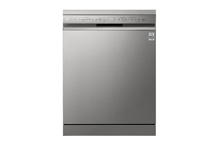Front view of 14 Place QuadWash™ Dishwasher with TrueSteam™ in Stainless Finish, DFC532FP