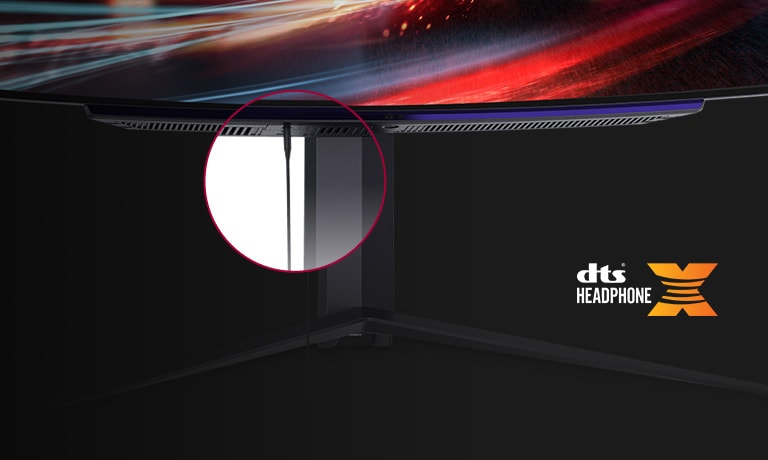 4-pole Headphone out.