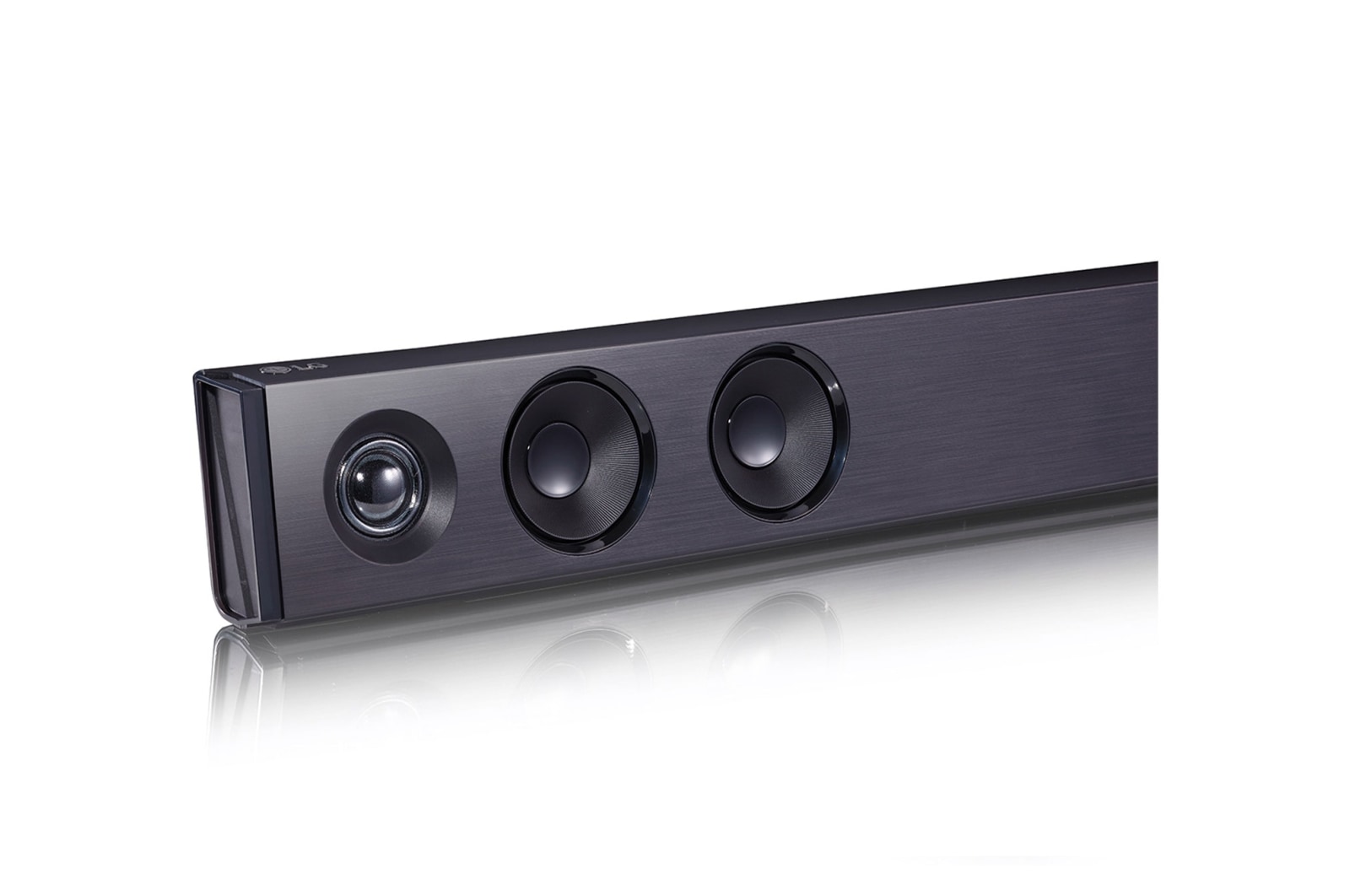 LG SQC2 2.1Ch 300W Soundbar with Wireless Subwoofer and Bluetooth, SQC2