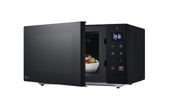 LG 30L NeoChef™ Solo Microwave Oven in Black Finish, MS3032JAS