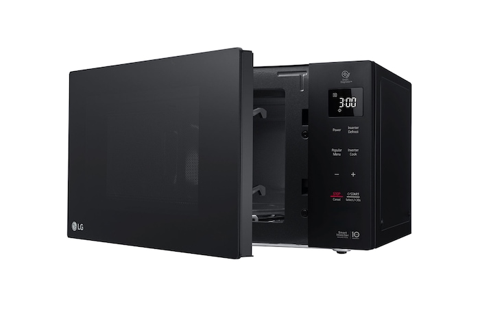 LG 42L NeoChef™ Solo Microwave Oven in Black Finish, MS4235GIS