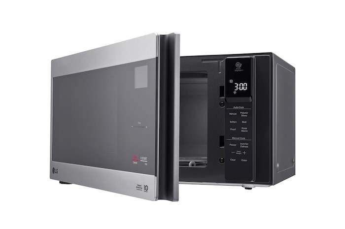 LG 42L NeoChef™ Solo Microwave Oven in Stainless Finish, MS4295CIS
