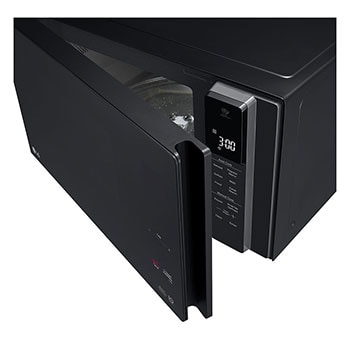 LG 42L NeoChef™ Solo Microwave Oven in Black Finish, MS4295DIS