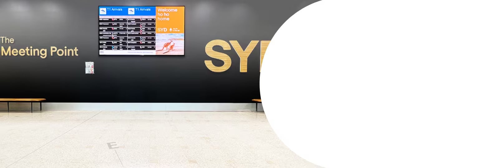 The Meeting Point Sydney Airport: LG Digital Signage Solutions for Transportation	