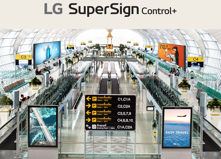 Vários tipos de visores de sinalização estão instalados no aeroporto. Como os diversos monitores em uma área estão conectados ao mesmo servidor, eles podem ser monitorados e controlados pelo LG SuperSign Control+.