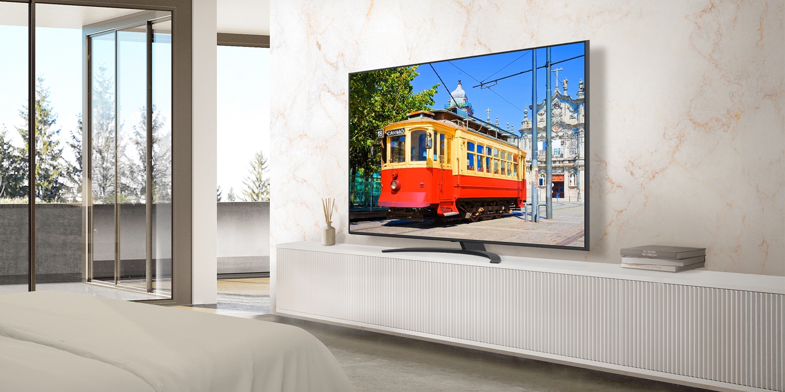 NanoCell Smart TV with Pro:Centric Solutions