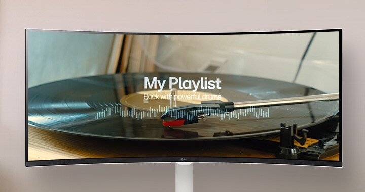 LG Smart 34” 21:9 Curved WQHD (3440x1440) with webOS