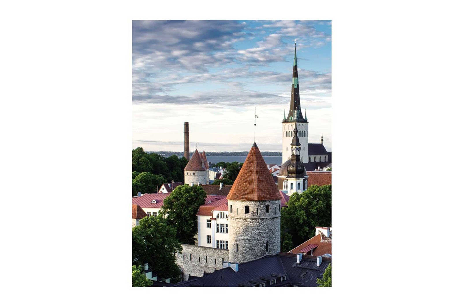 Front view of P2.0 1,000 nits LG LED Curve Series for Indoor LAP020EL6B