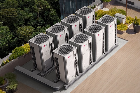 Representación 3D de una unidad de sistema de ventilación LG que muestra el flujo de aire. El aire cálido entra por la izquierda y el aire fresco y frío sale por la derecha, lo que ilustra el intercambio de calor y la ventilación dentro de la unidad